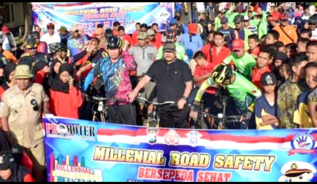 Polres Bondowoso Kampanye Keselamatan "Berlalu Lintas Menuju Tape Manis"