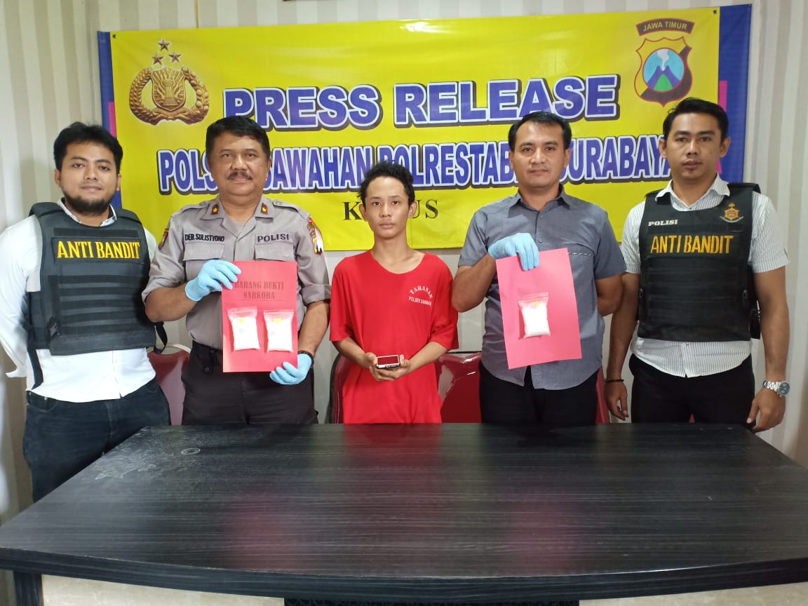 Kanit Lantas Sawahan Rela di Tabrak Motor, Demi Menangkap Kurir Sabu di TL Banyu Urip.