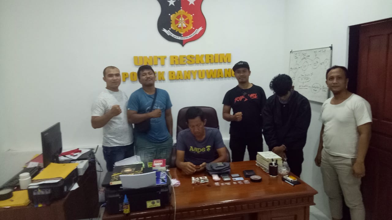 Karendal Ops Bersama Kanit Reskrim Polsek Kota Banyuwangi, Pimpin Penangkapan Pengedar Sabu. 
