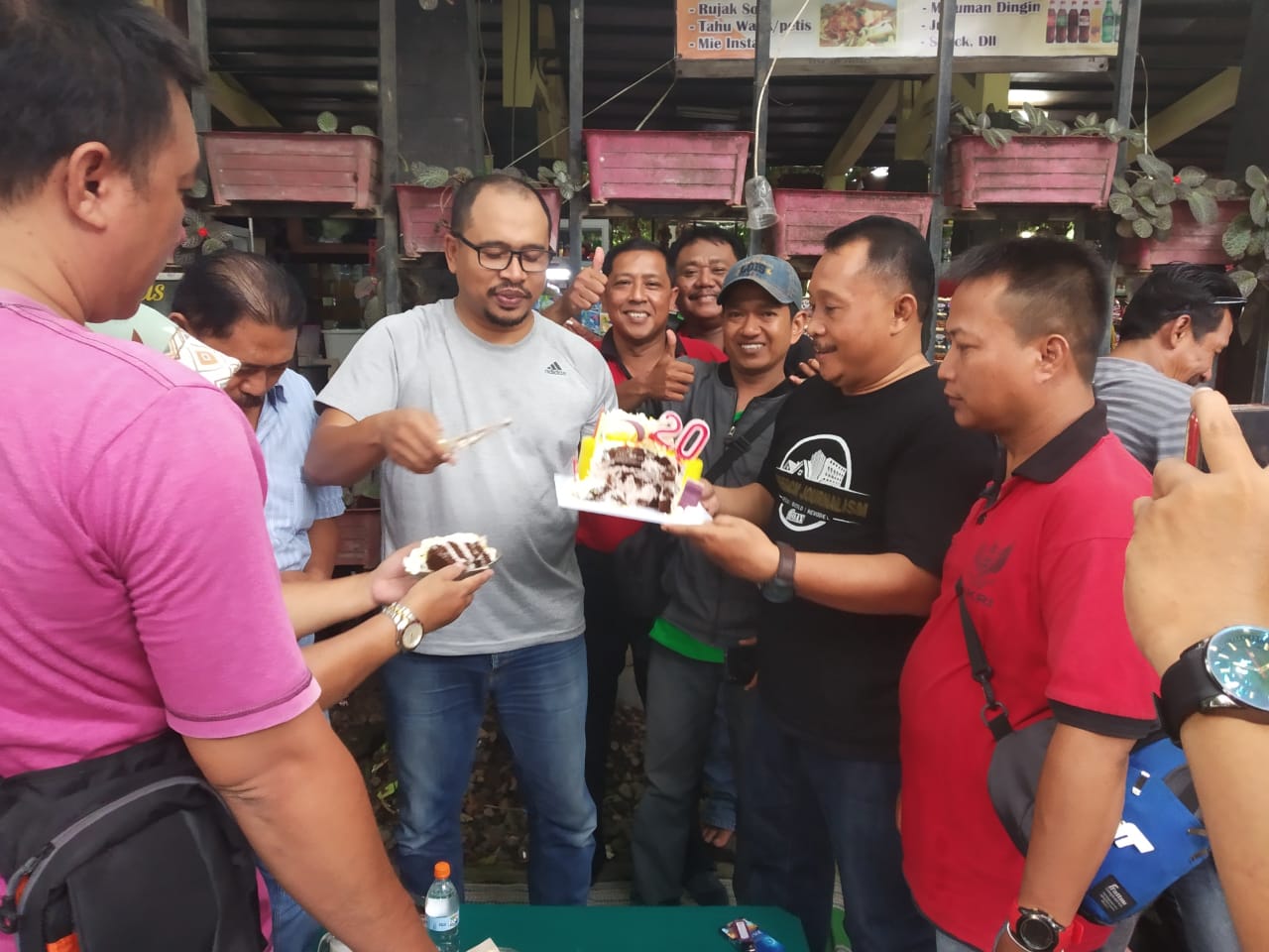 Gelar Doa Bersama di Taman Sritanjung, PWS Banyuwangi Peringati HPN 2019 Bareng PT BSI. 