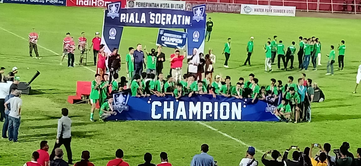 Harly Cahya Firdaus Ramdani Arek Bondowoso, Berhasil Antar Persebaya  U 17 Juarai Piala Soeratin.