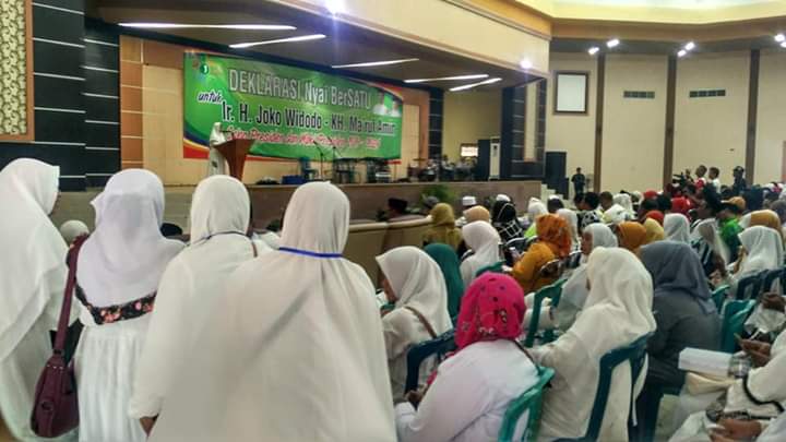 Bu Nyai se Tapal Kuda, Deklarasi Dukungan Pada Jokowi-Makruf Amin