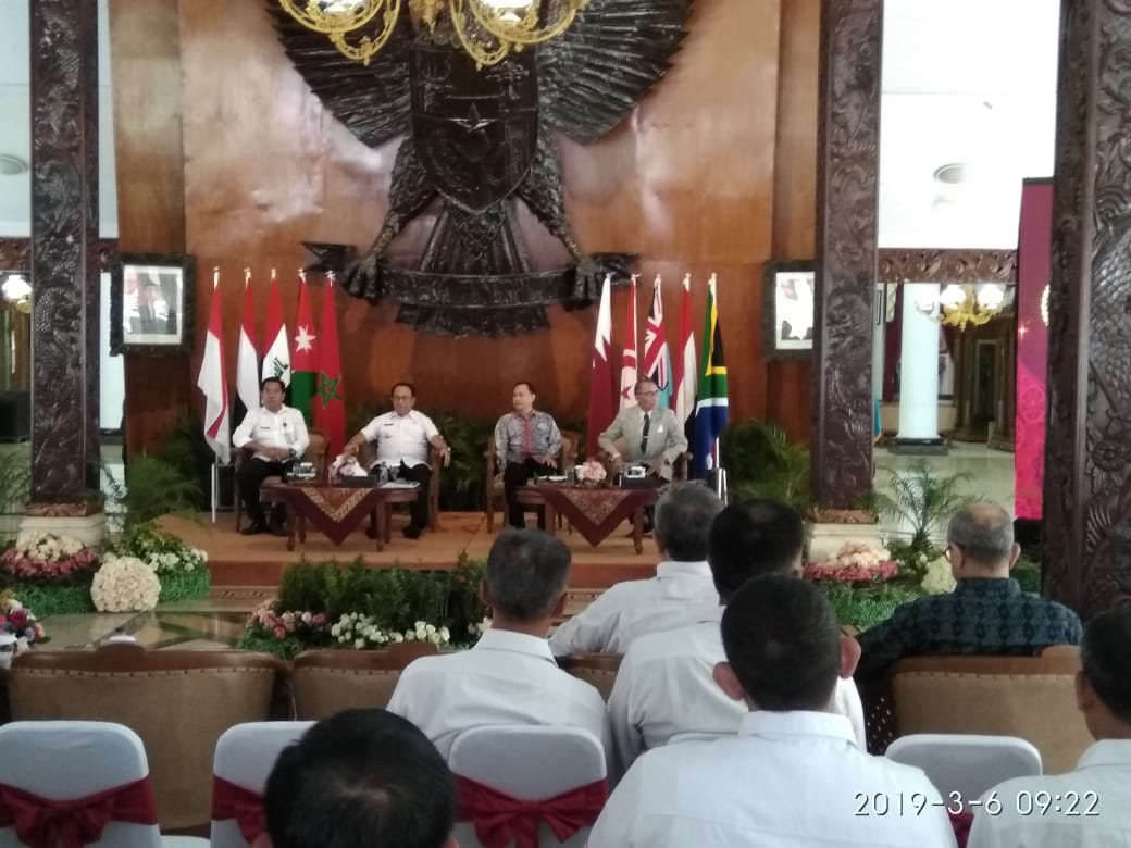 Disela-sela Seminar TTI. 10 Dubes Timur Tengah Kunjungi Blitar.