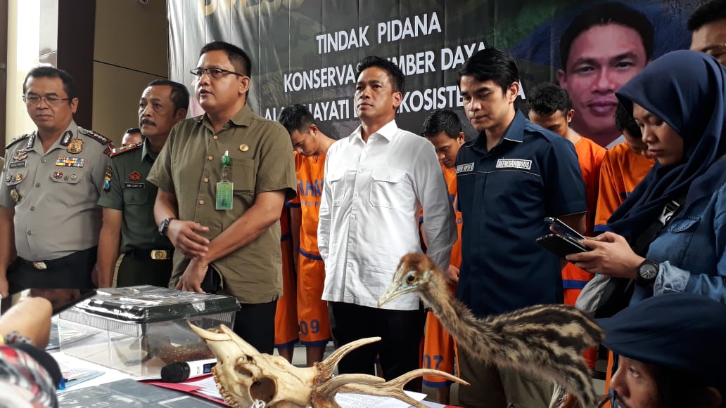 Dirkrimsus Polda Jatim Ungkap, Jual Beli Puluhan Satwa Liar Dilindungi.