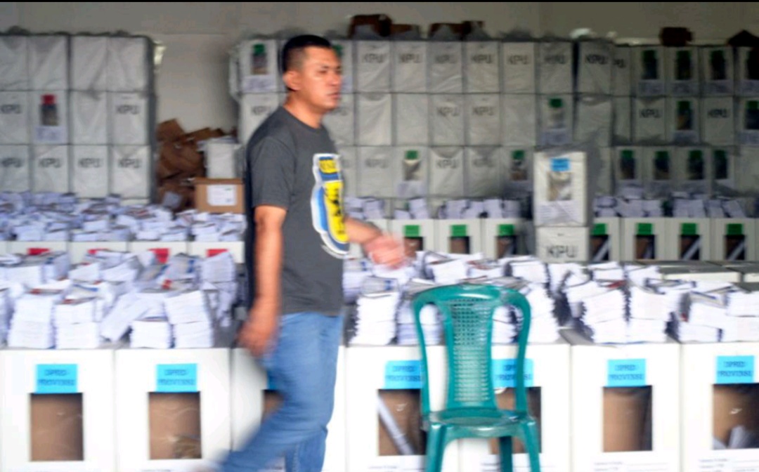 KPU Bondowoso Targetkan 13 April  Logistik Pemilu 2019, Sampai di Seluruh PPK Yang Ada.