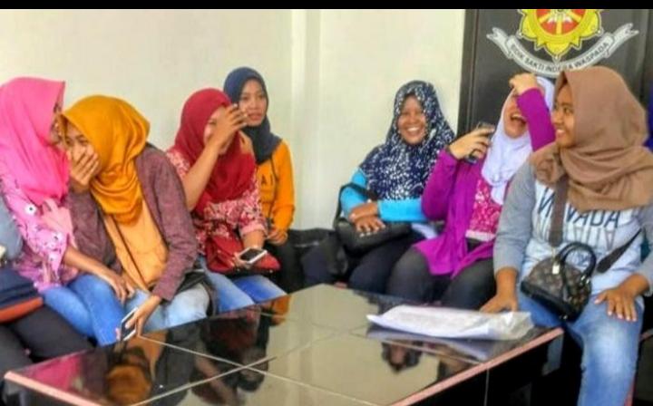 Tertipu Arisan Online, Puluhan IRT di Bondowoso Lapor Polisi.