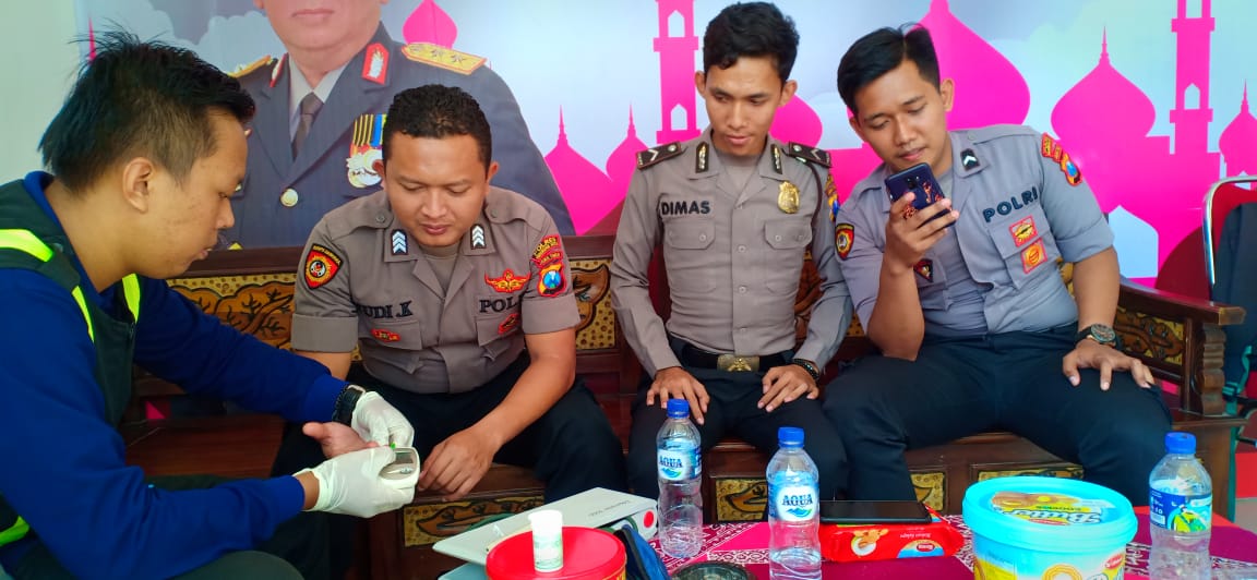 Polres Pasuruan Kota, Beri Layanan Kesehatan Pada TNI-Polri Yang Bertugas di PosPam dan PosYan.