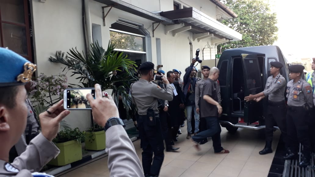 Ini Pertimbangan Hakim Memvonis Ahmad Dhani 1 Tahun Penjara.