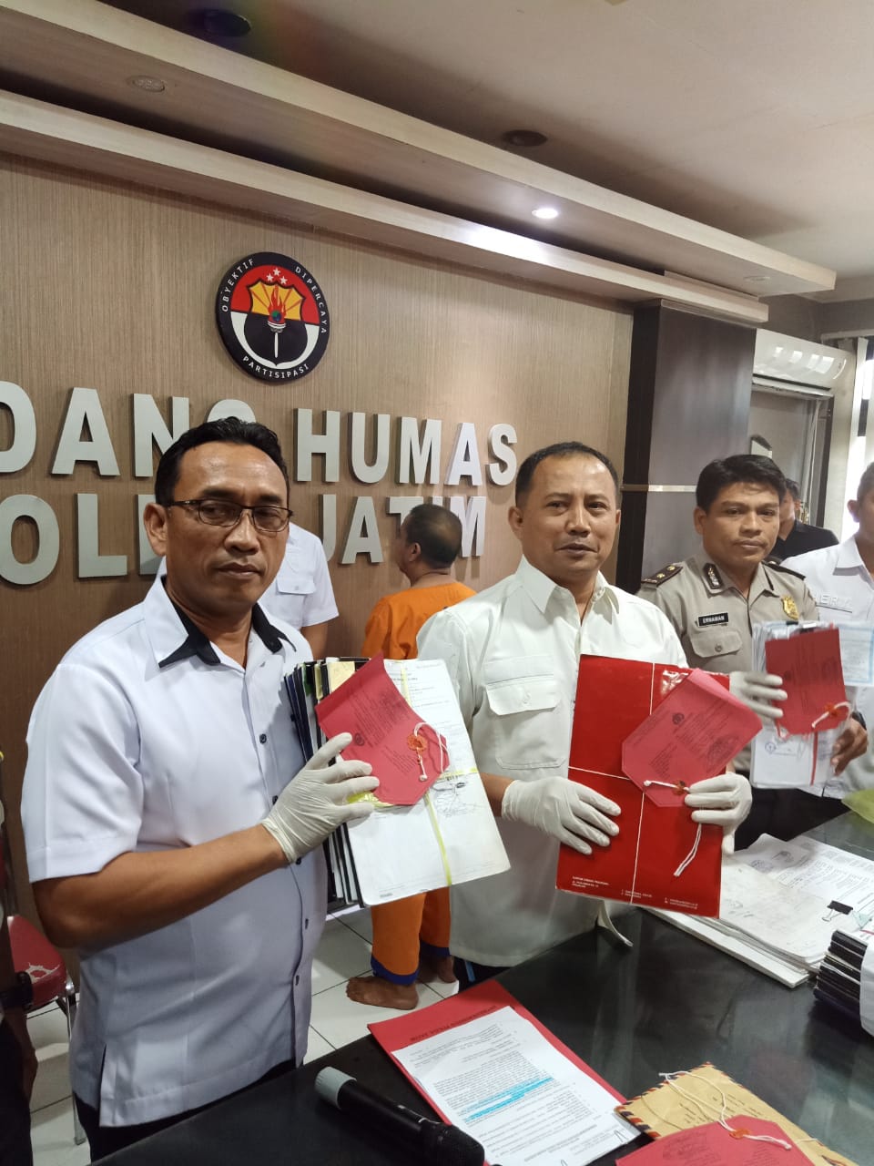 Korupsi Dana Hibah, Mantan Ketua PSSI Kota Pasuruan di Ringkus Dirkrimsus Polda Jatim.