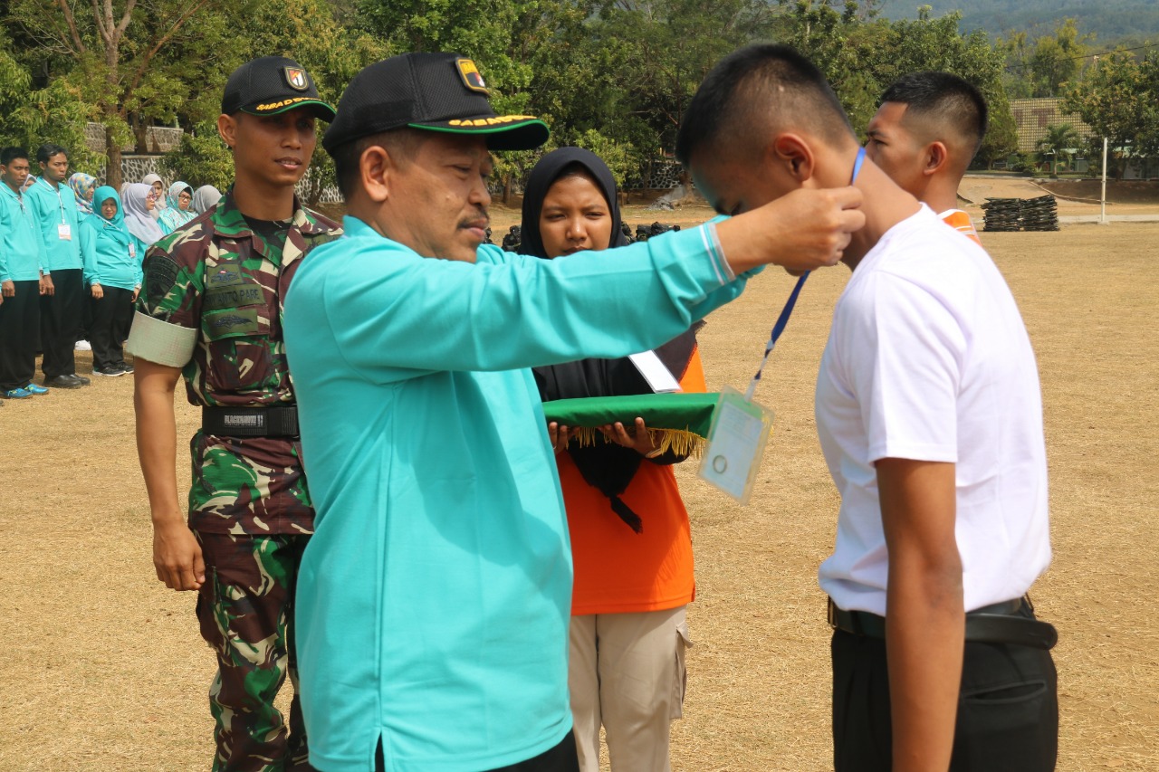 Kepala Sekolah SMK N 3 Bondowoso, Buka MPLS di Raider 514 Kostrad.