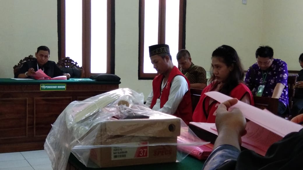 Tergiur Upah Jadi Kurir Sabu, Ibu Rumah Tangga Dan Tukang Parkir Diadili.