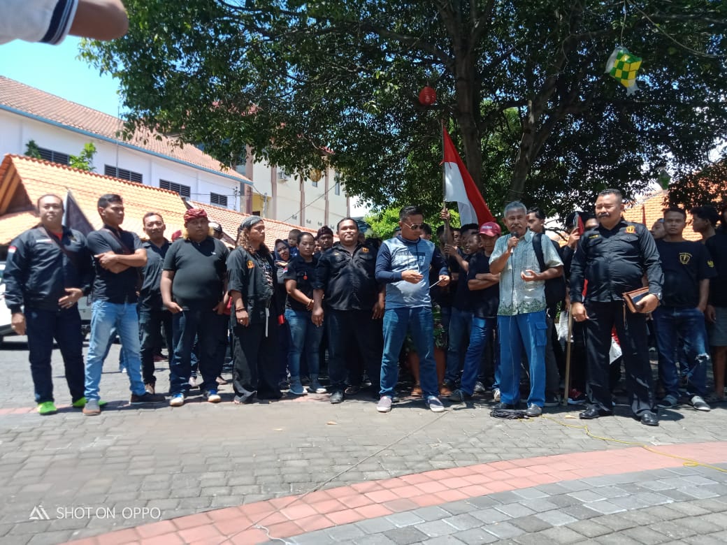 Aktifis dan Seniman Banyuwangi, Kecam Munculnya Gandrung Zombie.