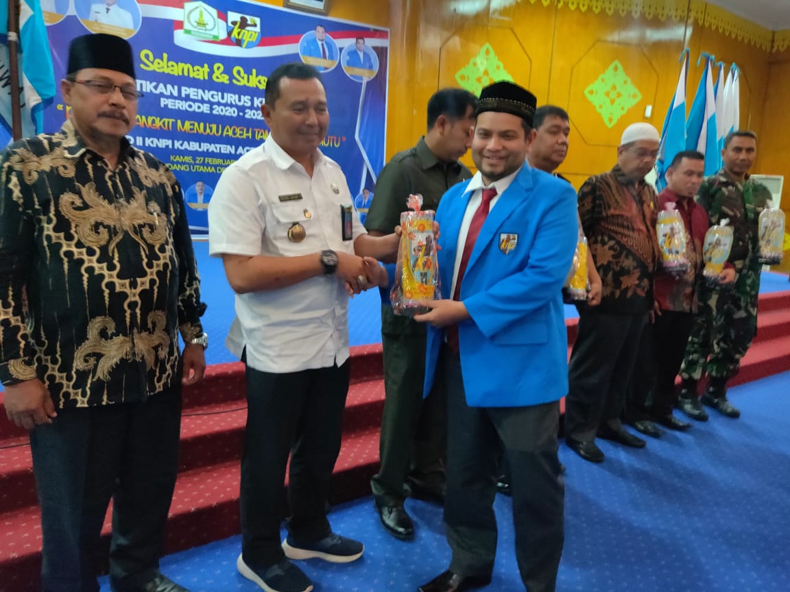 Ketua KNPI Aceh Tamiang, Lantik Pengurus 12 Kecamatan.