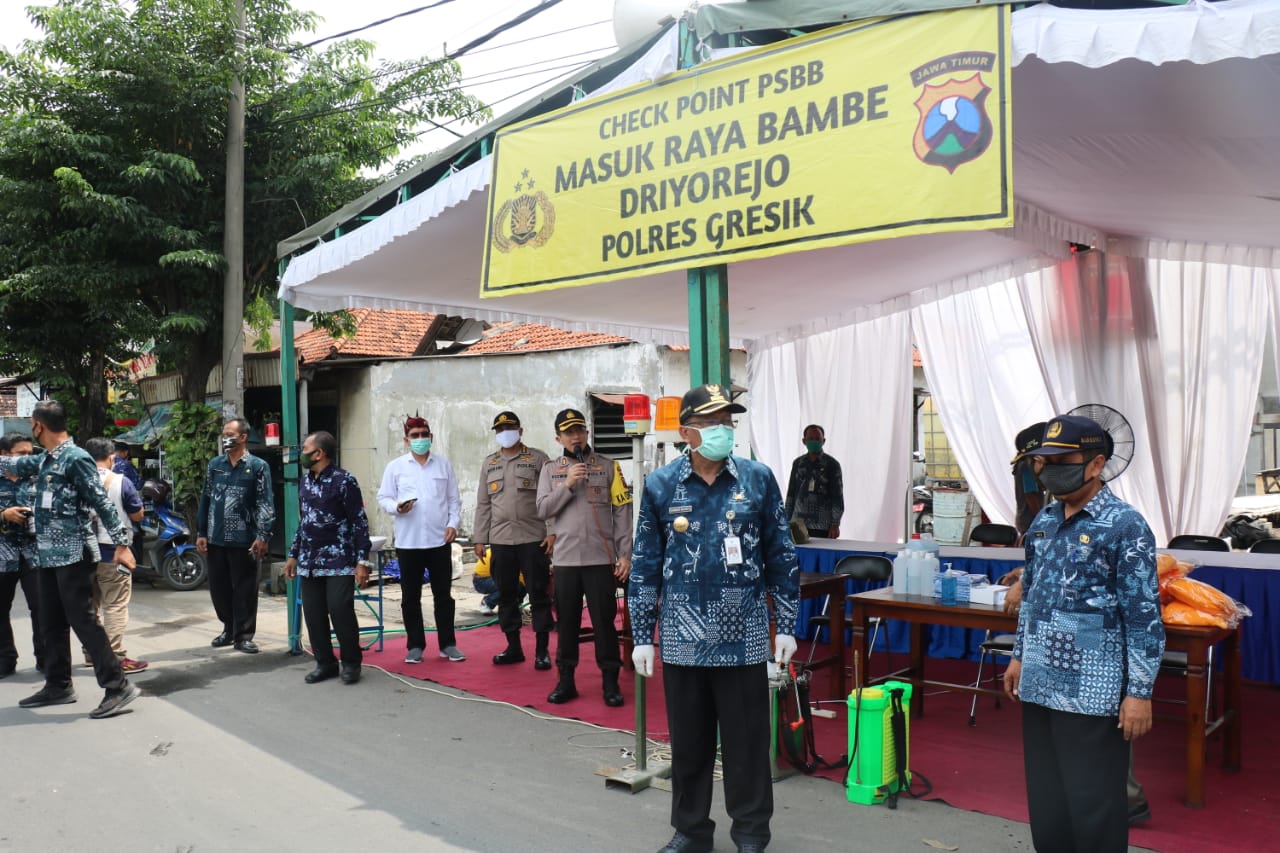 Kapolres Gresik Bersama Forkompimda, Chek Point Titik Posko Penerapan PSBB.