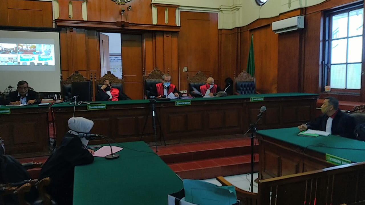 Divonis 2 Tahun 6 Bulan, Terdakwa Penipuan Ini Nyatakan Pikir-Pikir.