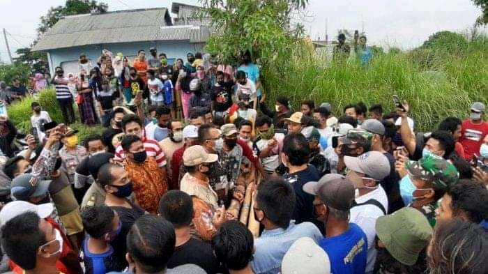 Ternyata Ini, Yang Jadi Pemicu Ribuan Warga Kecamatan Manyar Dan Bungah Nyaris Adu Jotos.