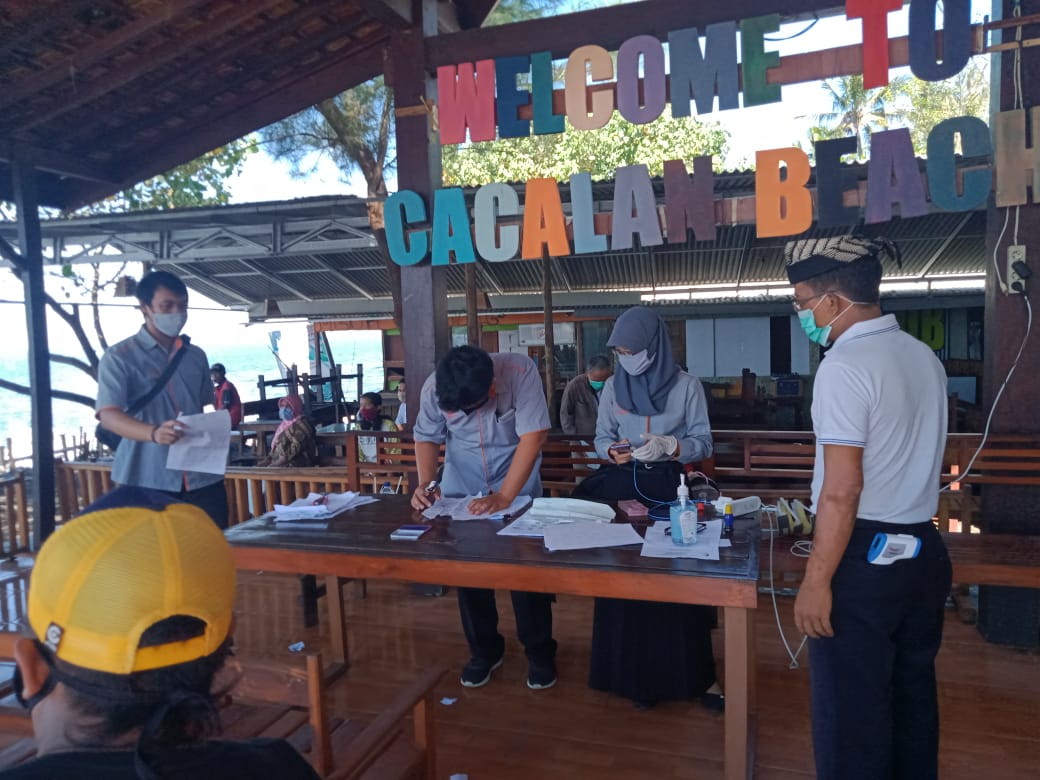 Bansos BLT Tahap II di Kelurahan Klatak Kalipuro Cair