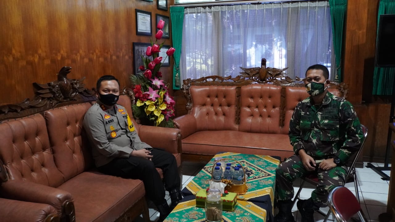 Perkuat Kamtibmas Wilayah, Kapolres Gresik Silahturahim Ke Kodim 0817