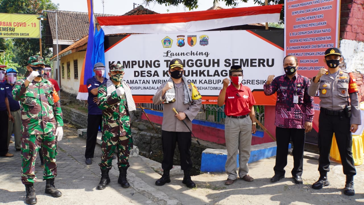 Kapolres Gresik, Resmikan Kampung Tangguh Kepuhklagen.