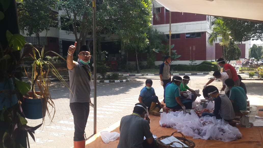Idul Adha Ditengah Pandemi, PDAM  Surabaya Ber "korban" 16 Ekor Sapi dan 4 Ekor Kambing