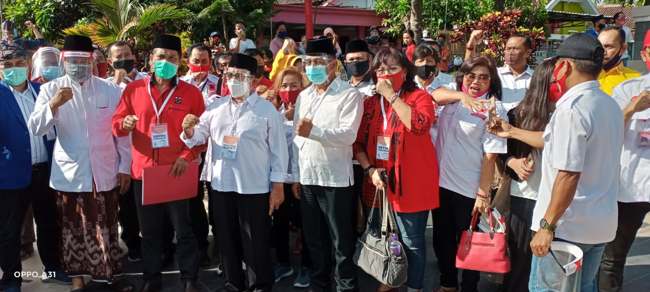 Paslon Rido Pasti, Daftar ke Kpu Blitar Siang Tadi.