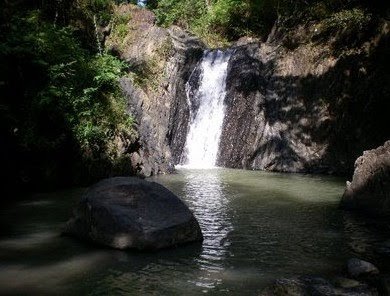 Pesona Keindahan Wisata Air Terjun Patar Selamat Gresik.