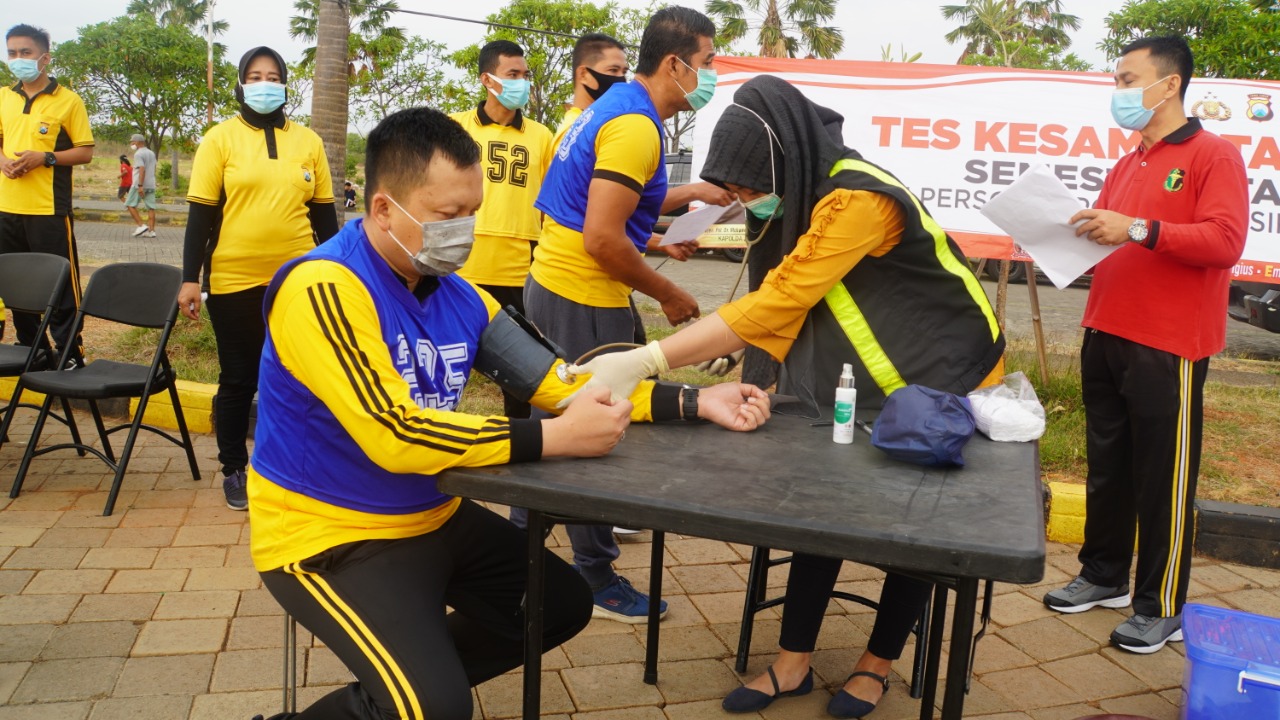 Kapolres Gresik Bersama Anggota Nya, Ikuti Test Kesamaptaan Jasmani.