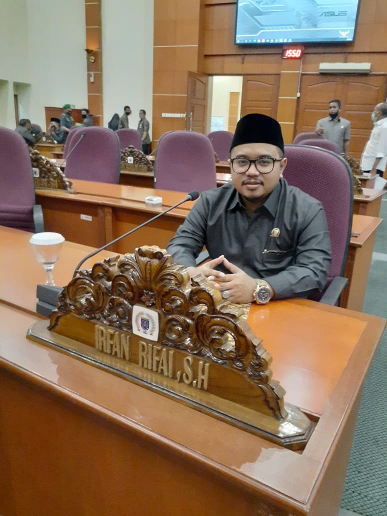 Diduga Ada Main, Kafe Kriss Nekat Buka Walaupun Sudah Dirazia, Komisi A Gerah.