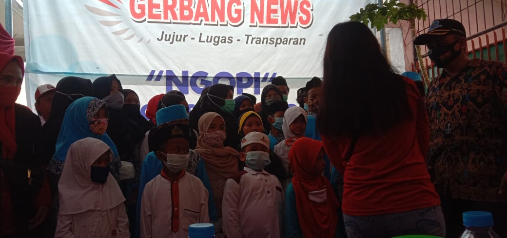 Santunan Anak Yatim Sekaligus Sosialisasi Prokes, Ala Gerbangnews.com