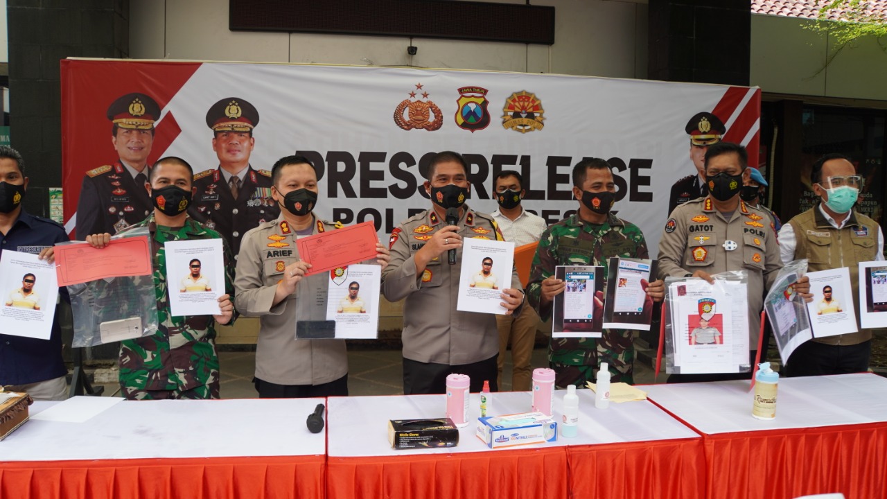 Penyebar Hoax Kasdim Gresik Meninggal Setelah di Vaksin, di Bekuk Tim Cyber Crime Polres Gresik