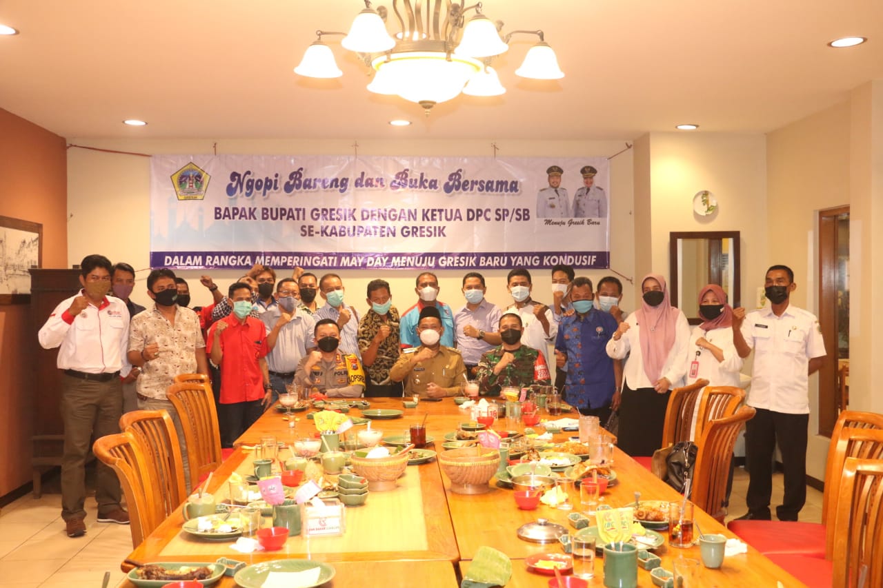 Jelang May Day, Kapolres Gresik Bersama Bupati Bukber Dengan Serikat Pekerja dan Buruh