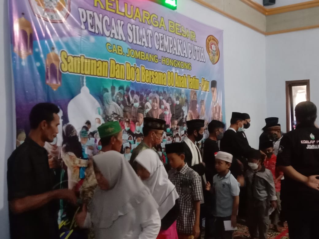 Perguruan Silat Cempaka Putih Jombang, Santuni Anak Yatim Piatu di Bulan Romadhon