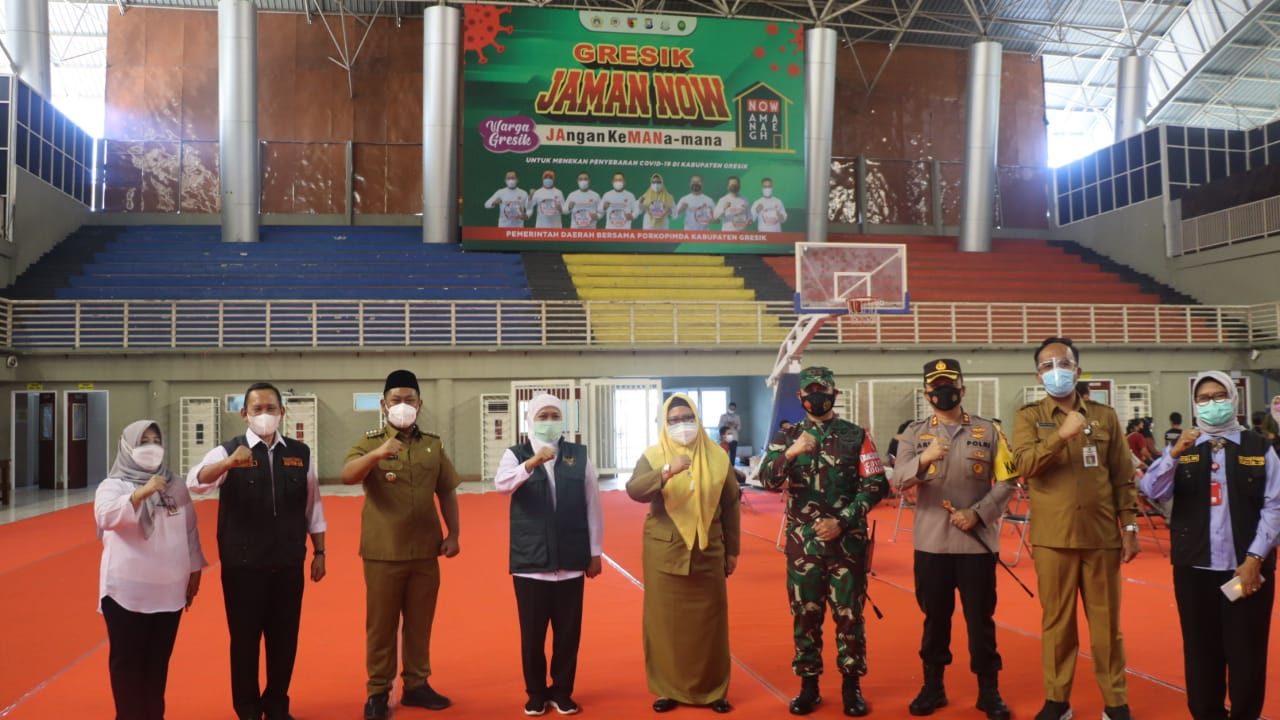 Kapolres Gresik Dampingi Peninjauan Gubernur Jatim, Vaksinasi di Gresik Bisa Jadi Referensi Daerah Lain