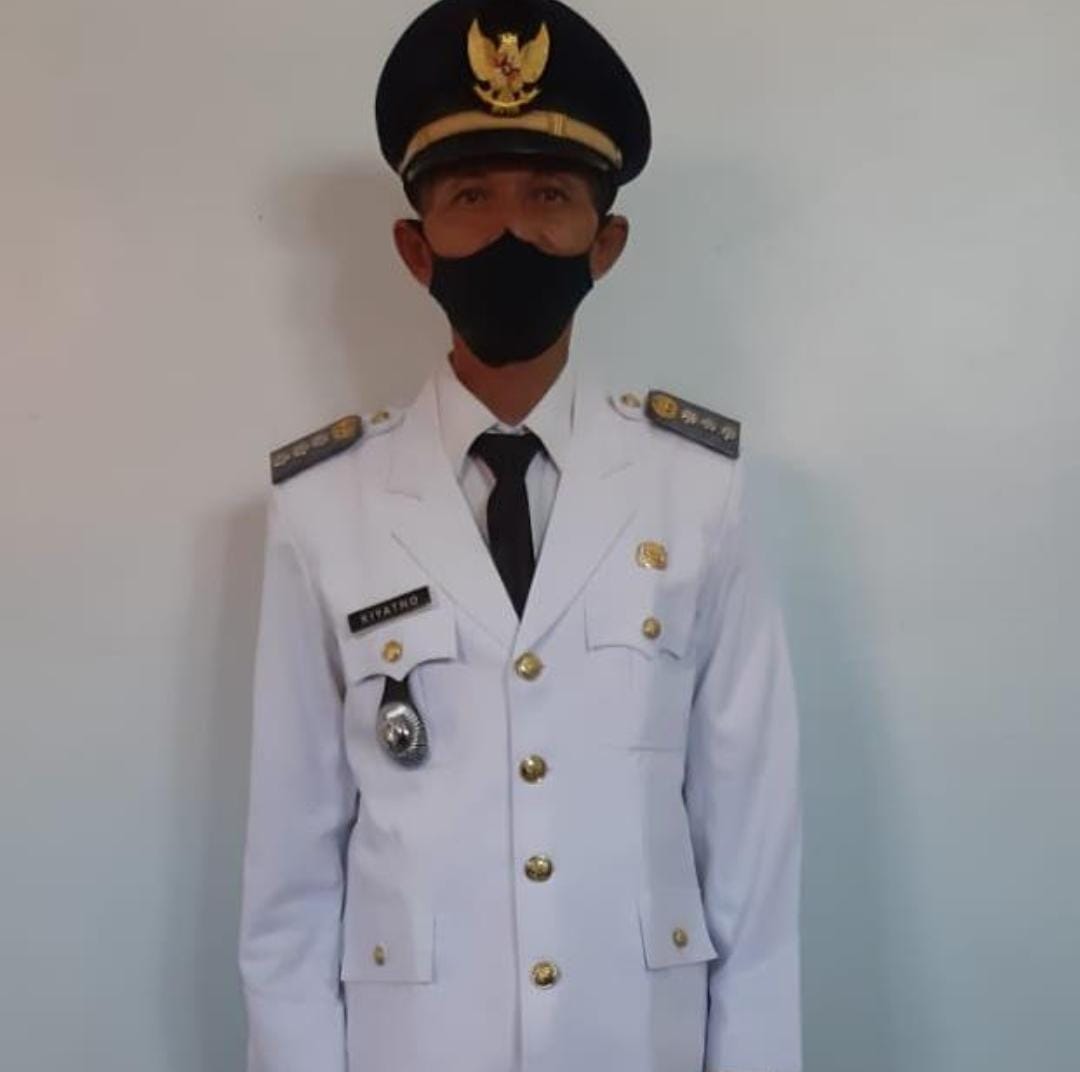 Beda Kebijakan Dengan Dispendukcapil, Urus Adminitrasi di Kecamatan Tembelangan Harus Lampirkan Surat Vaksin