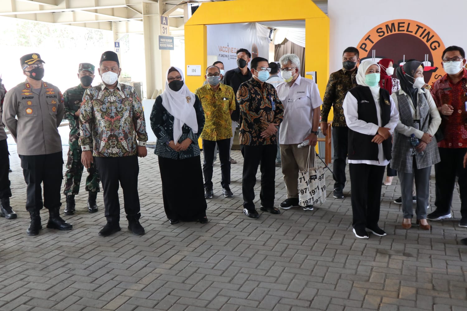 Kapolres Gresik Dampingi Menperin RI dan Gubernur Jatim, Pantau Serbuan Vaksin Berbasis Industri di PT. Smelting