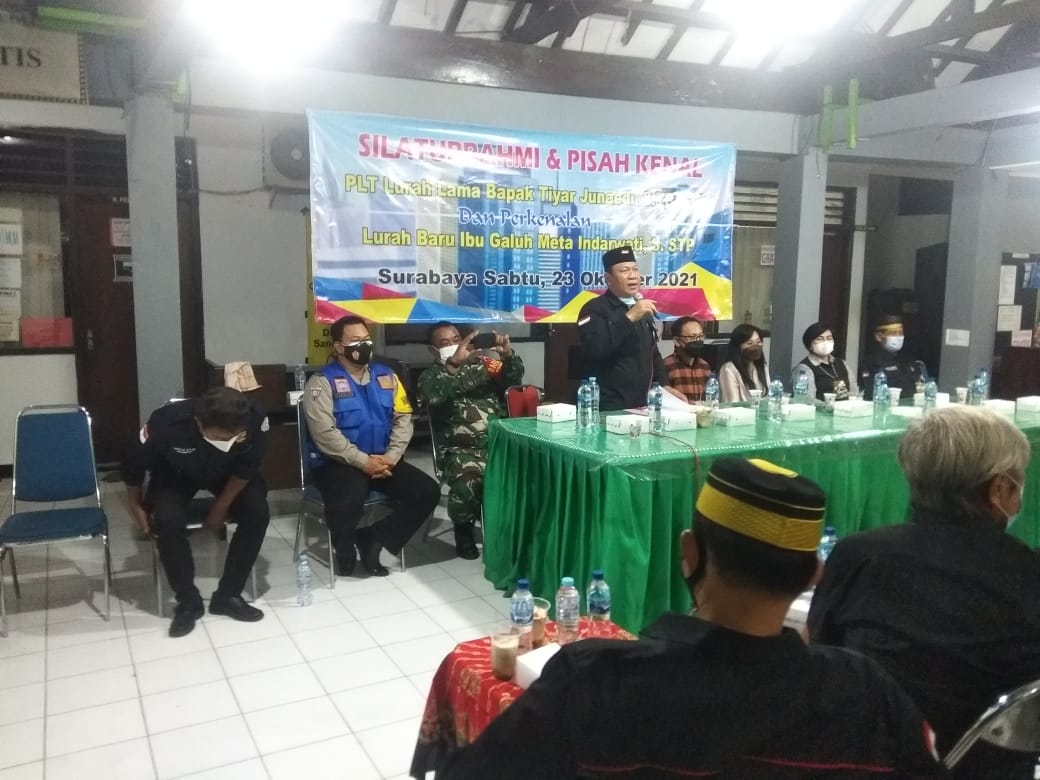 Gelar Pisah Sambut Lurah Kutisari, Tiyar Junaedi Diganti Galuh Meta Indarwati