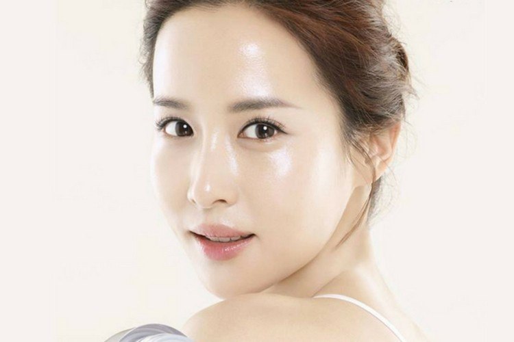 Tips Merawat Wajah Agar Tetap Glowing, Di masa Pandemi