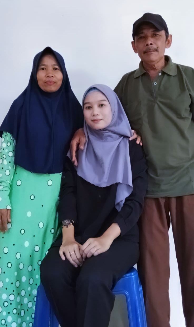 GAGAL TES DUA KALI, AKHIRNYA ANAK PENJUAL BAKSO KELILING, LOLOS MENJADI PEGAWAI KEJAKSAAN
