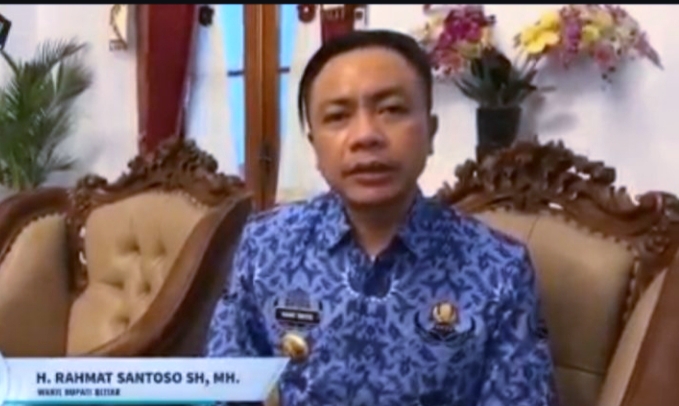 WABUP. BLITAR PENUHI PANGGILAN PENYIDIK POLDA JATIM