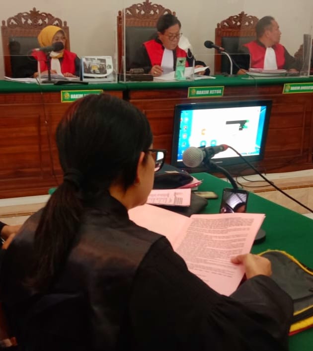 Jual Kosmetik Produk Implora Palsu, Rugikan PT.Implora Sukses Abadi Sebesar Rp.60 Miliar, Samuel Sutanto Dan Rachmat Gunadi Dituntut 12 Bulan Bui, Denda Rp. 10 