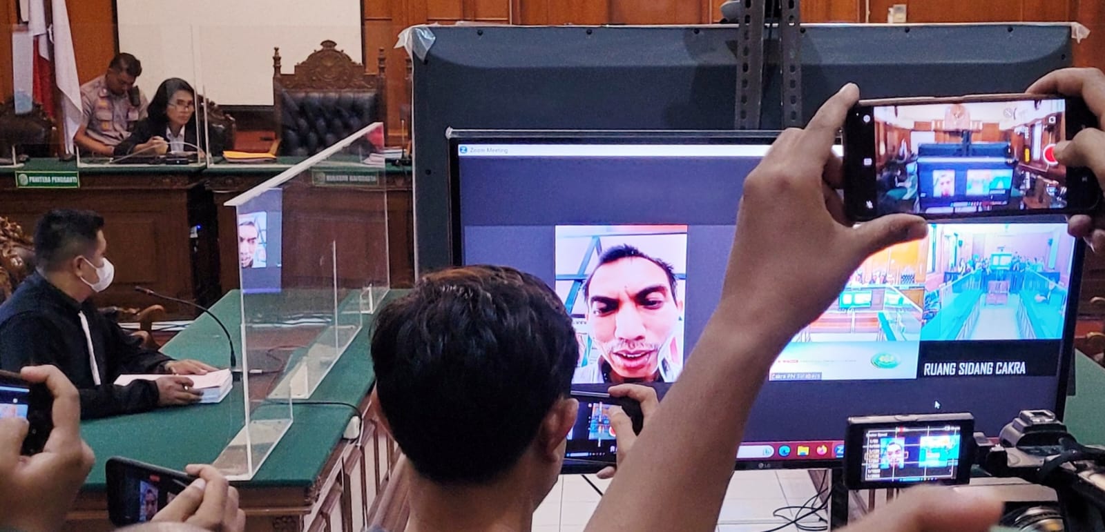 RS PHC SURABAYA PEKERJAKAN DOKTER GADUNGAN SUSANTO SELAMA 2 TAHUN,  DITUNTUT 4 TAHUN BUI