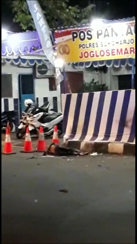Di Pospam Tugu Kartosuro Sukoharjo, Seorang Pemuda Diduga Melakukan Bom Bunuh Diri Namun Tidak Meninggal.