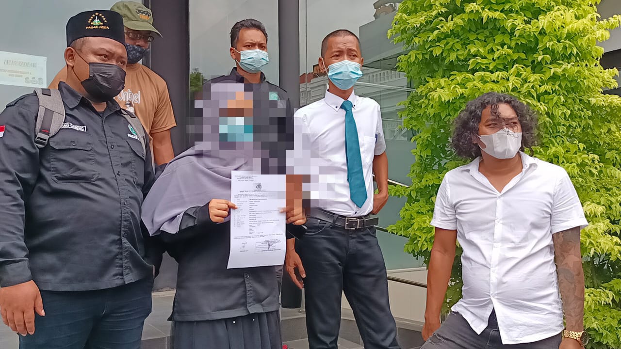 Merasa Dilecehkan, Pendekar Wanita Pagar Nusa Laporkan Oknum RS Haji ke Polrestabes Surabaya