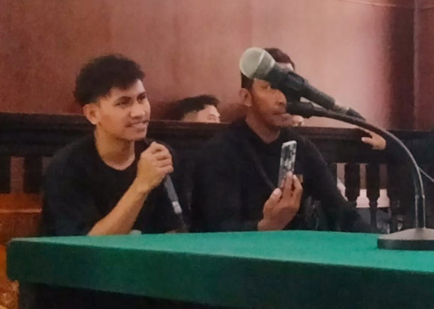 BERDALIH IKUT COBLOSAN KADES DI MADURA, TABRAK PEJALAN KAKI HINGGA TEWAS DITEMPAT, TRI SUWANDI BABLAS BUI